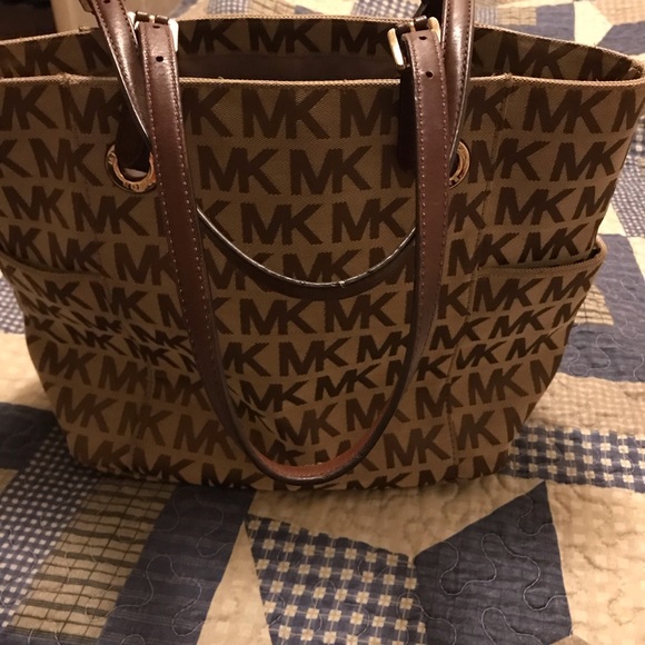 MK jet set purse - Picture 2 of 7